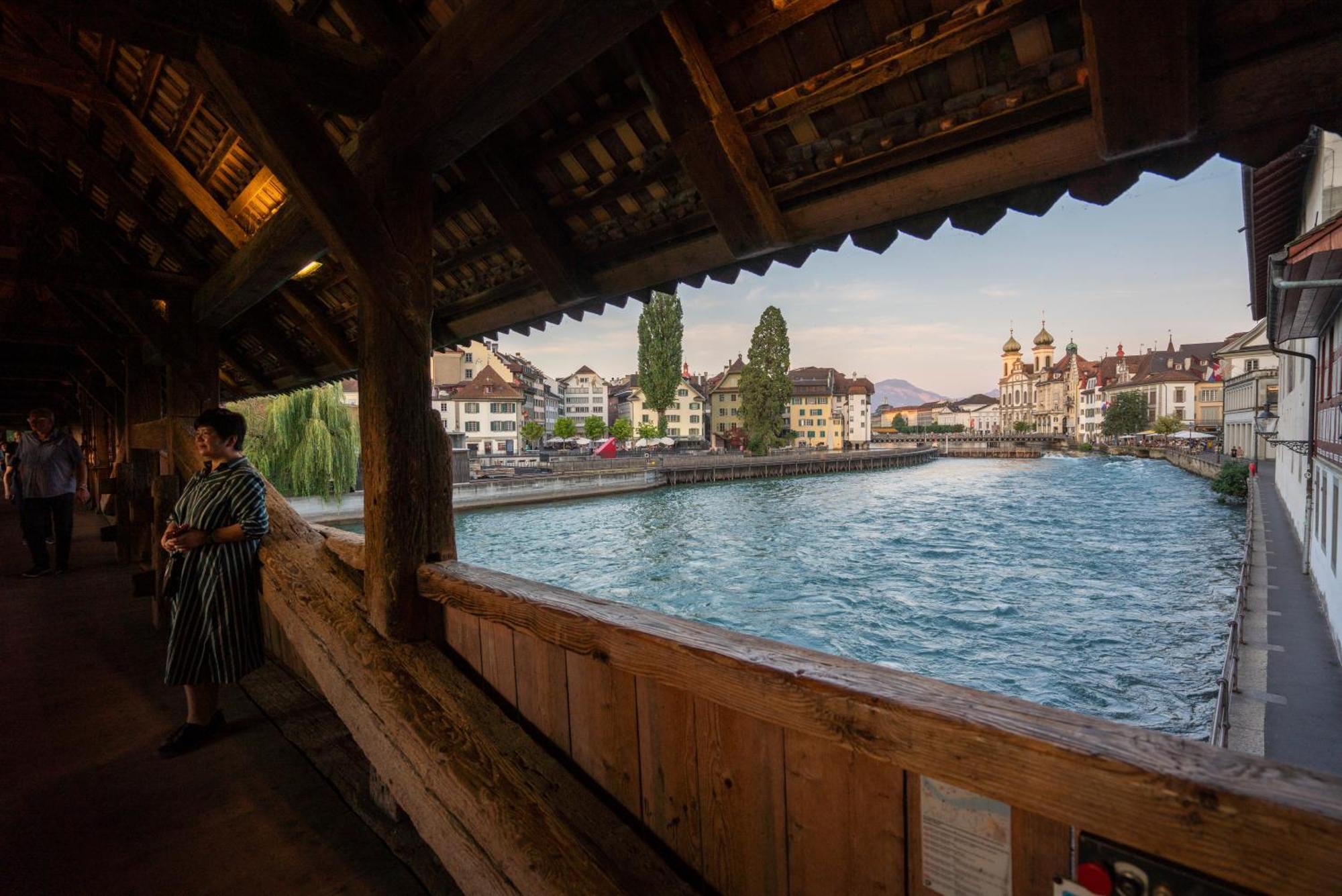 Glandon Rooms Limelight - Self-Check-In Lucerne Exterior photo