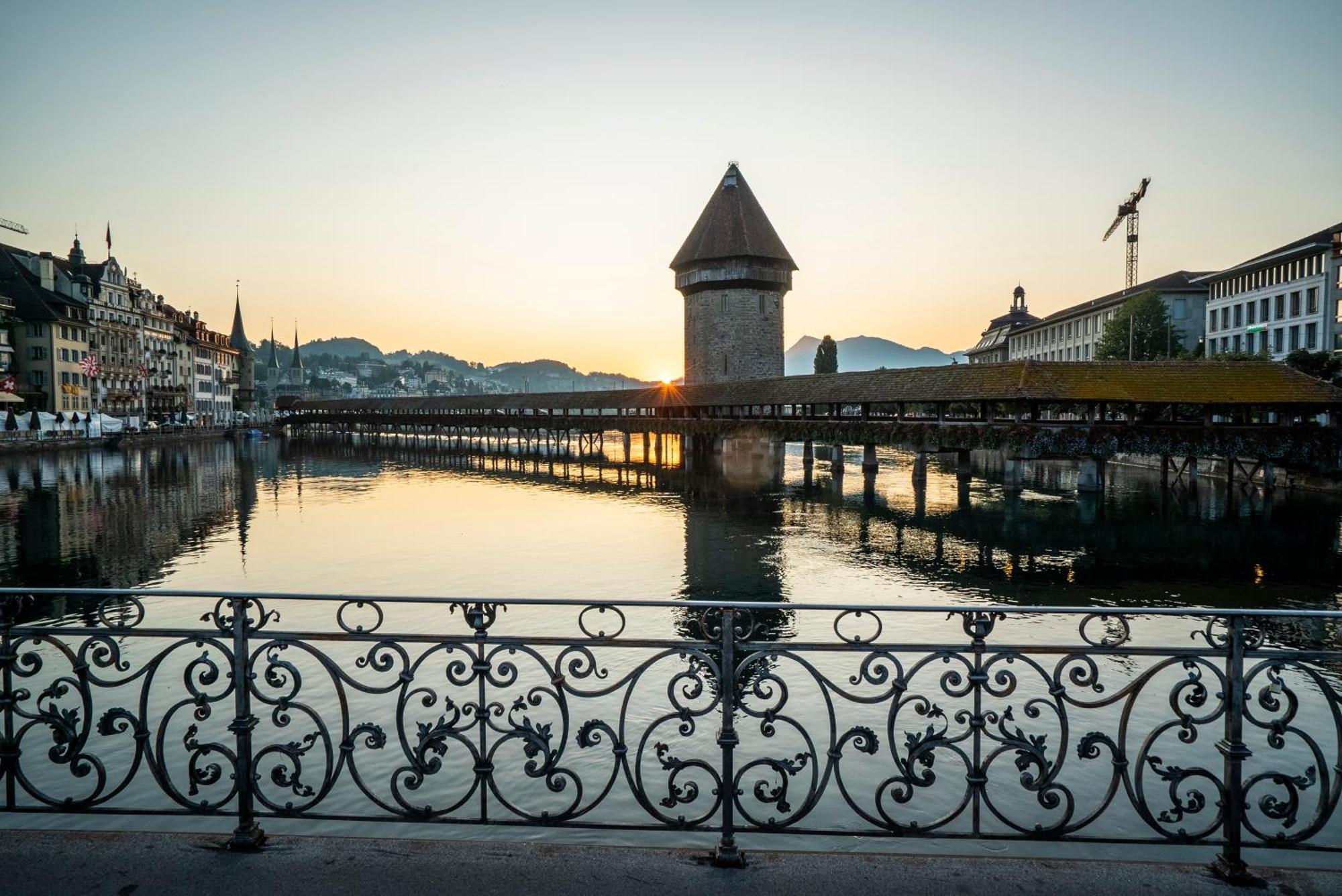 Glandon Rooms Limelight - Self-Check-In Lucerne Exterior photo